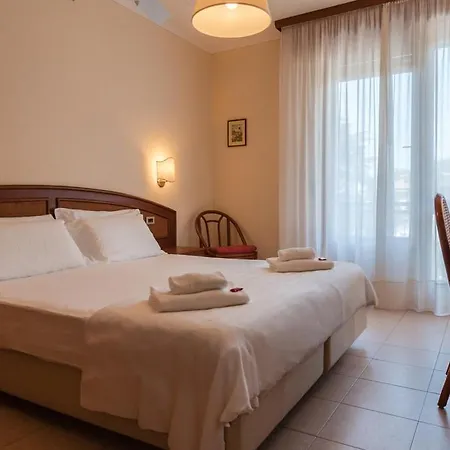 Gabbiano By Double Hospitality Szálloda Garda