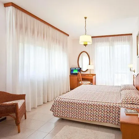 Gabbiano By Double Hospitality 3*