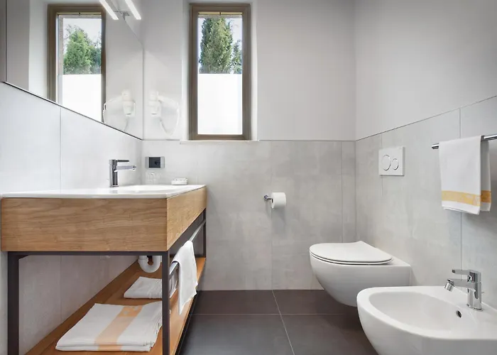 Gabbiano By Double Hospitality Hotel