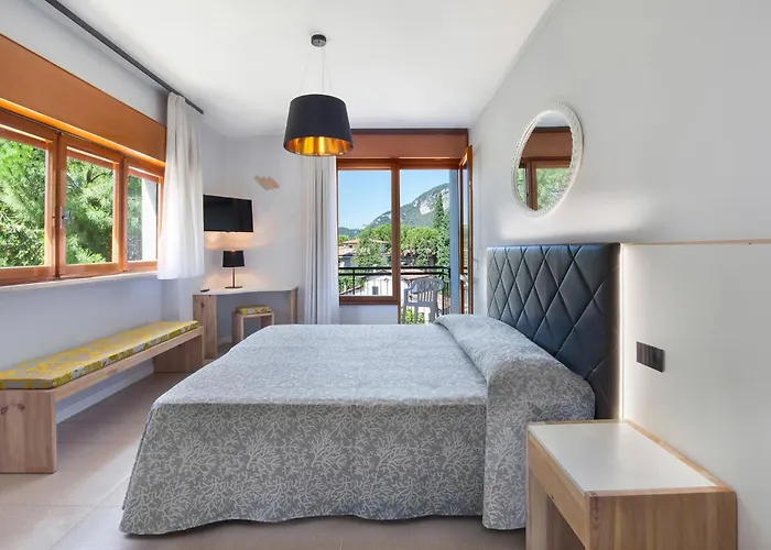 Gabbiano By Double Hospitality 3* Garda (Verona)