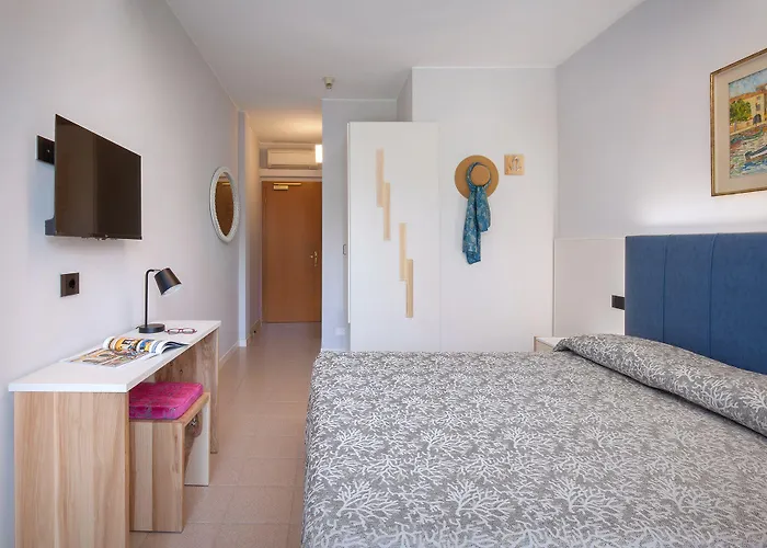 Gabbiano By Double Hospitality Hotel 3*